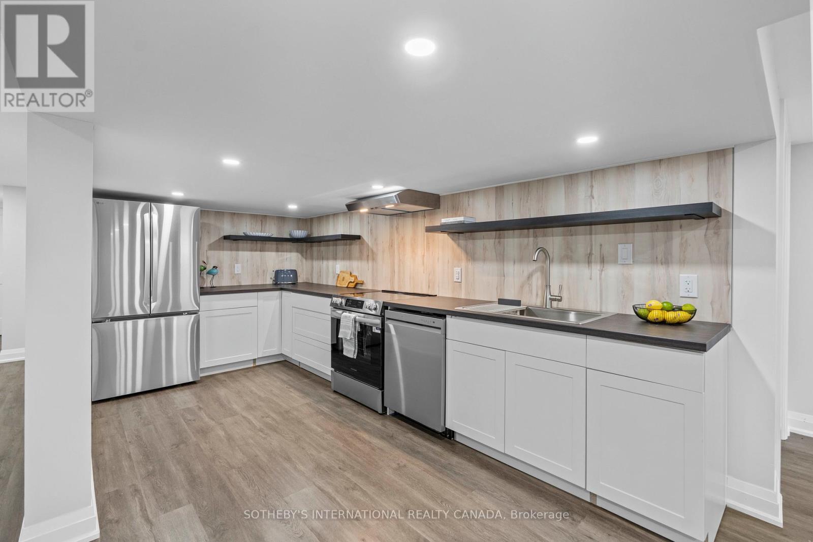 Lower - 37 Donn Avenue, Hamilton, Ontario  L8G 3R7 - Photo 8 - X12579928