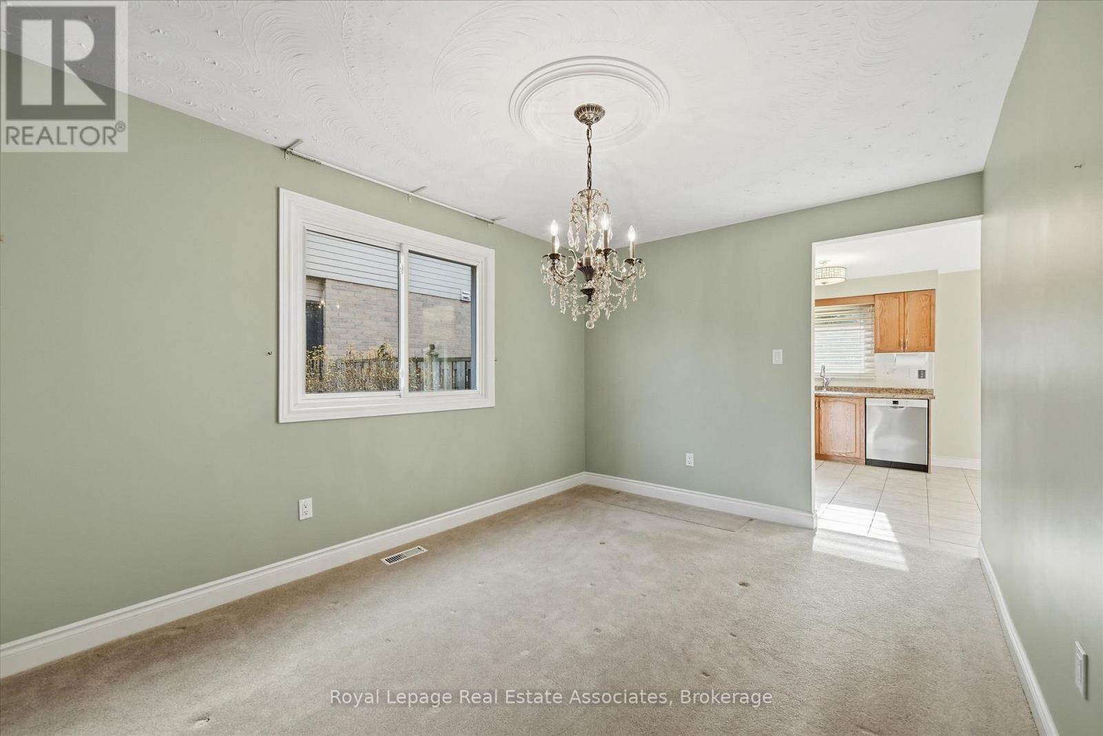 47 Elmira Drive, Hamilton, Ontario  L9C 7H8 - Photo 11 - X12579944