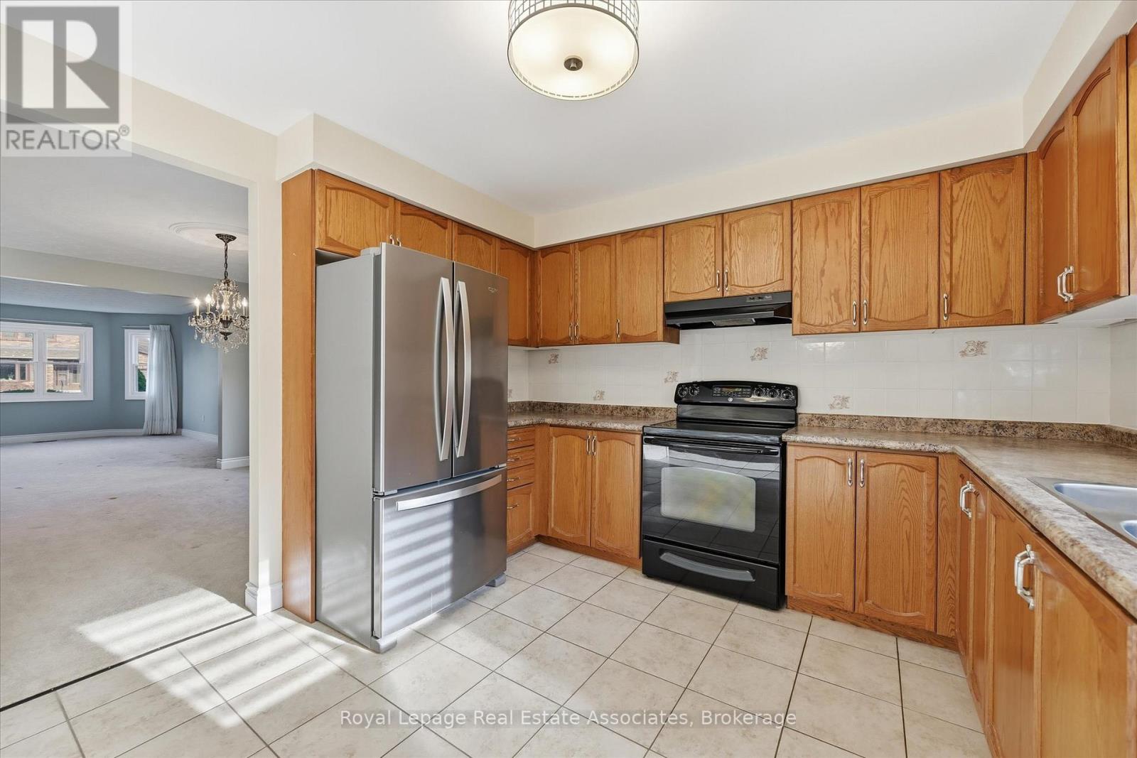 47 Elmira Drive, Hamilton, Ontario  L9C 7H8 - Photo 16 - X12579944