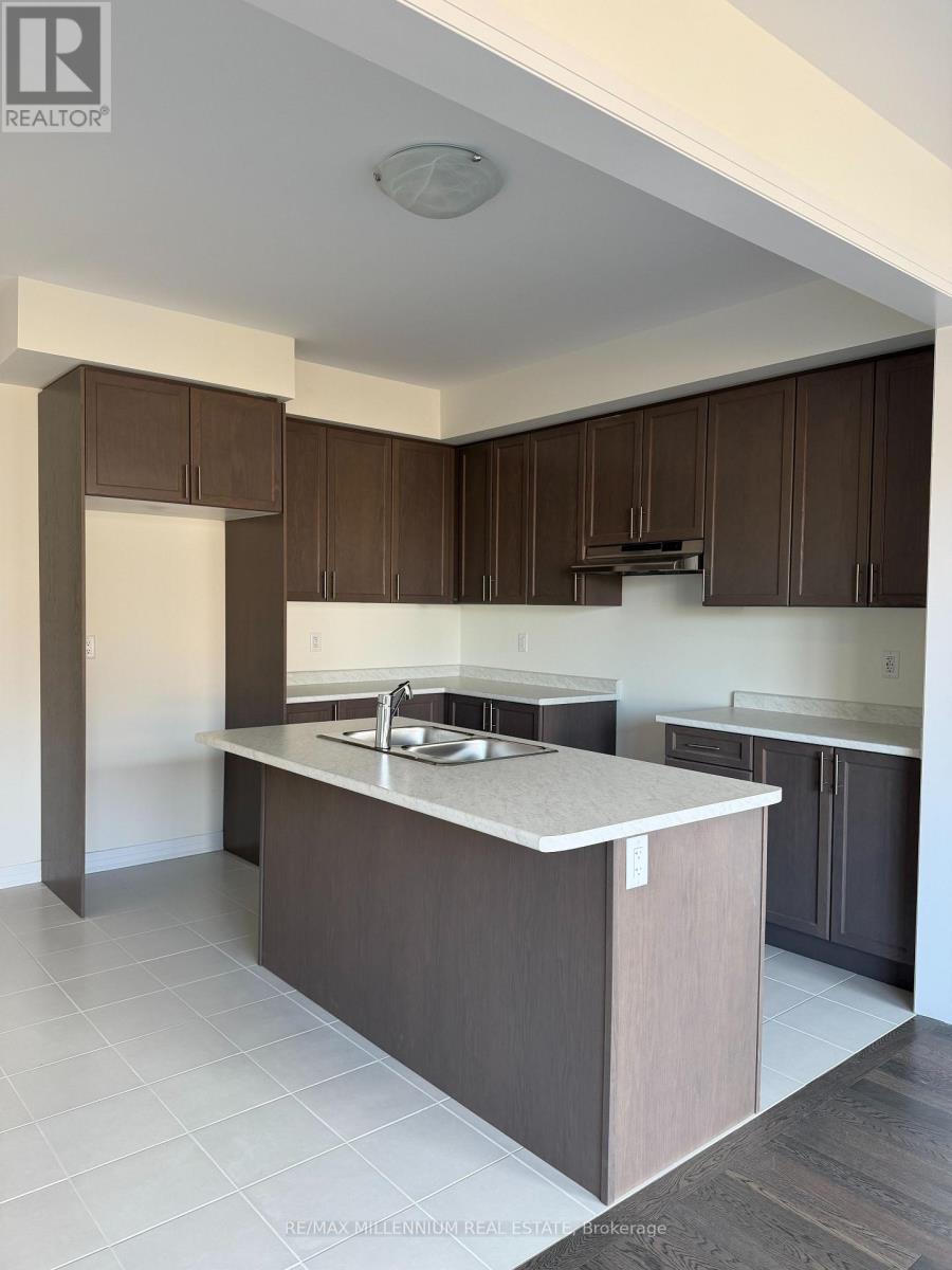 131 Gillespie Drive, Brantford, Ontario  N3T 0K8 - Photo 2 - X12579962