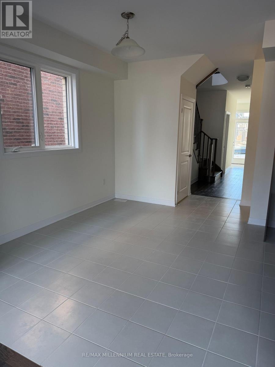 131 Gillespie Drive, Brantford, Ontario  N3T 0K8 - Photo 3 - X12579962