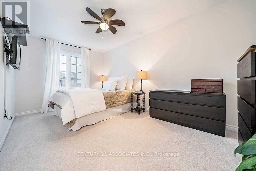 24 Savage Drive, Hamilton, Ontario  L8B 0A3 - Photo 12 - X12579976