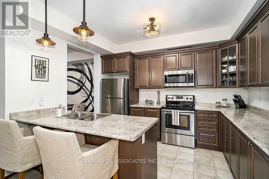 24 Savage Drive, Hamilton, Ontario  L8B 0A3 - Photo 9 - X12579976