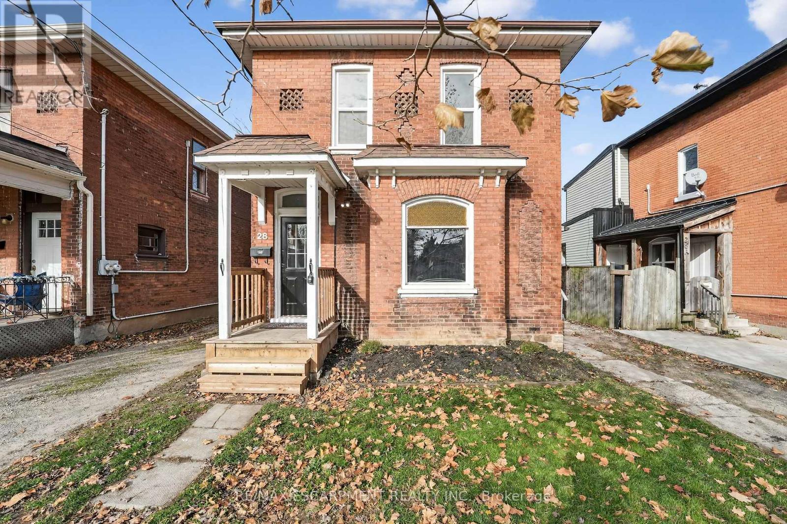 28 Cayuga Street, Brantford, Ontario  N3S 1W5 - Photo 2 - X12579984