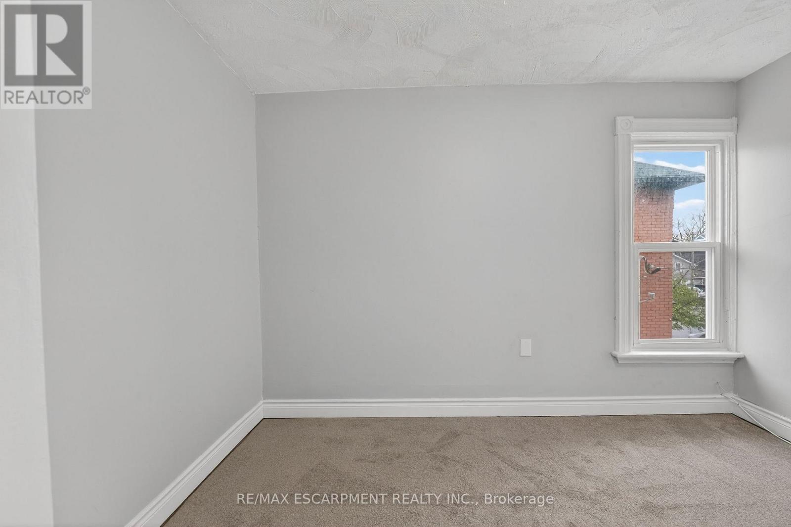 28 Cayuga Street, Brantford, Ontario  N3S 1W5 - Photo 27 - X12579984