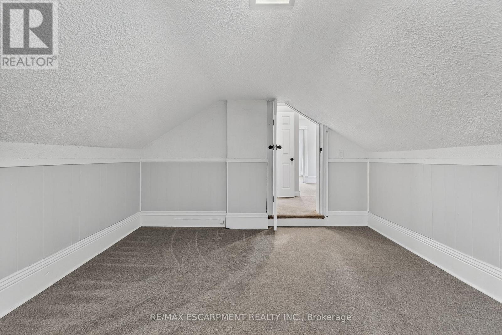 28 Cayuga Street, Brantford, Ontario  N3S 1W5 - Photo 31 - X12579984