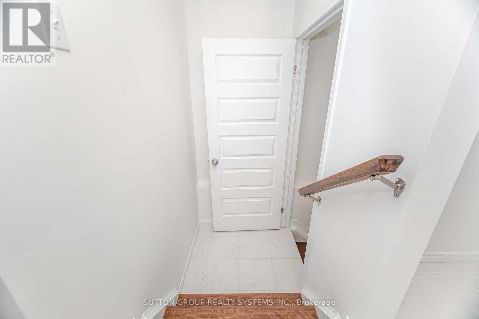 565 Sundew Drive, Waterloo, Ontario  N2V 0B9 - Photo 23 - X12580000