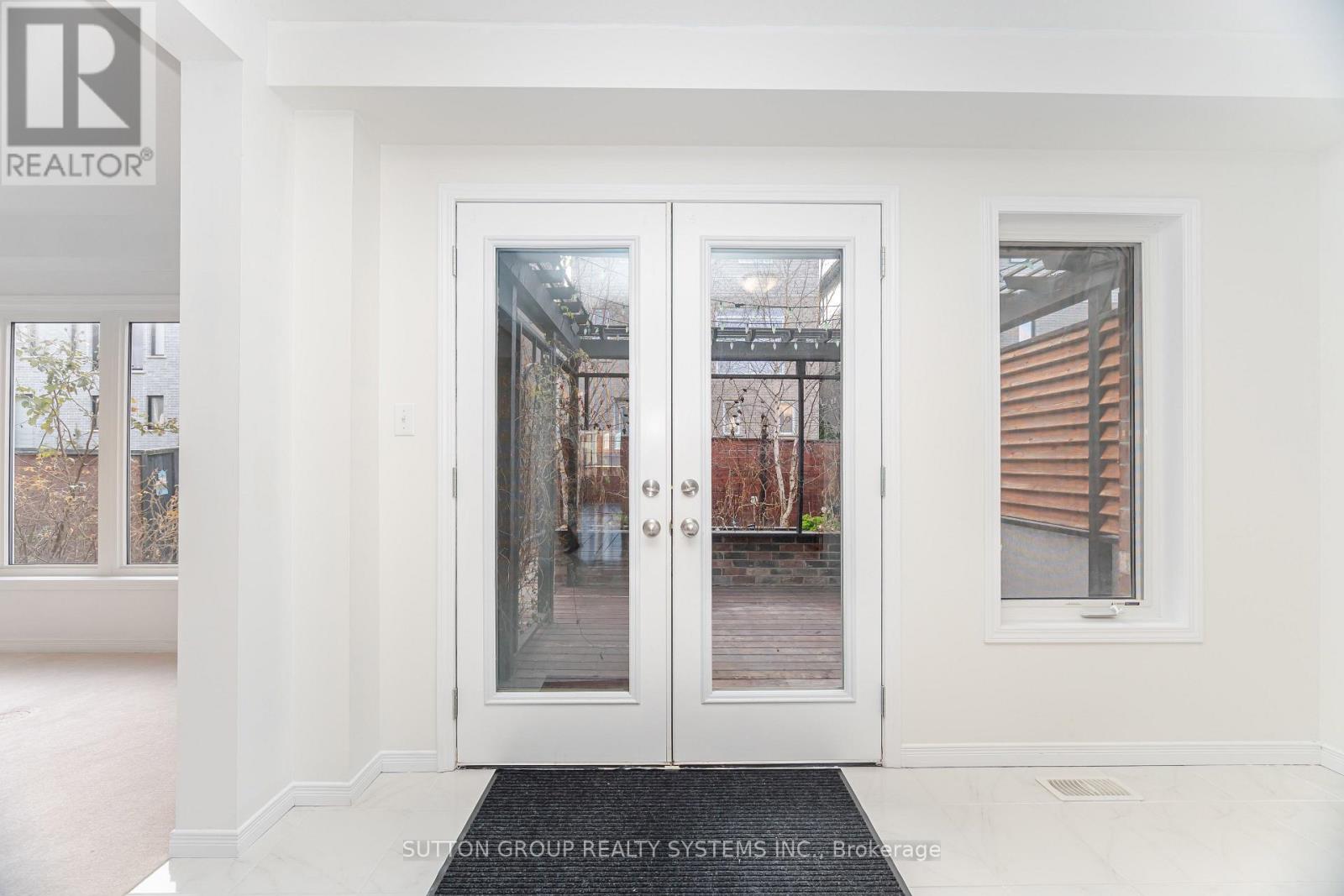 565 Sundew Drive, Waterloo, Ontario  N2V 0B9 - Photo 32 - X12580000