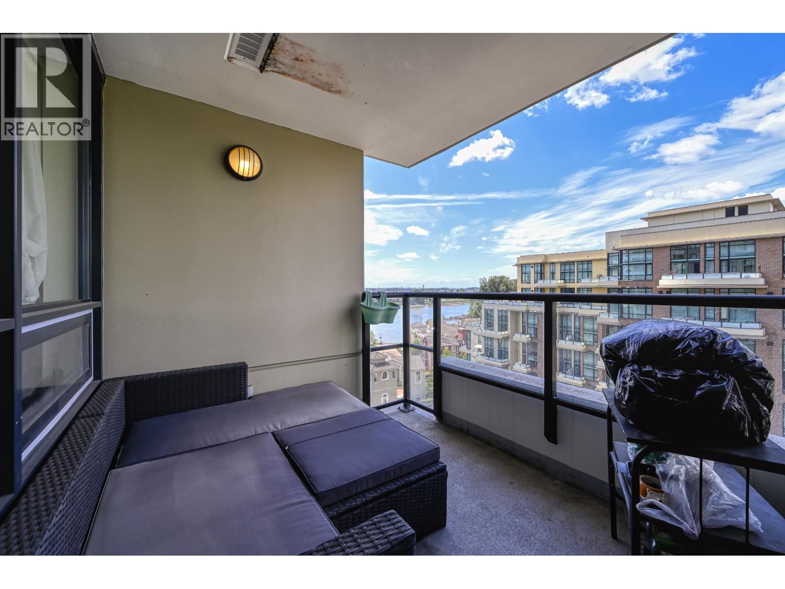 1307 1 Renaissance Square, New Westminster, British Columbia  V3M 0B6 - Photo 18 - R3070375