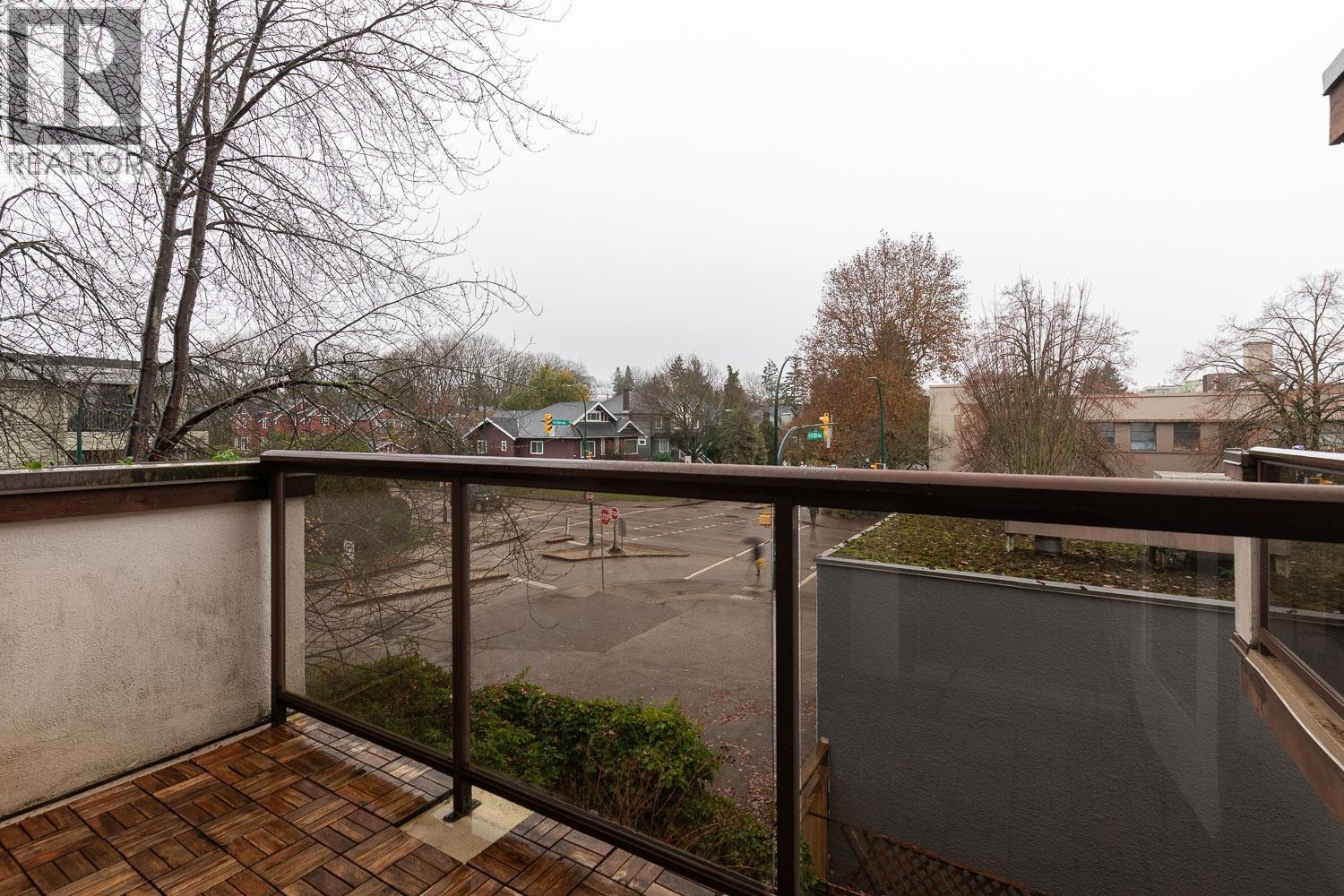 306 1775 W 10th Avenue, Vancouver, British Columbia  V6J 2A4 - Photo 25 - R3070384