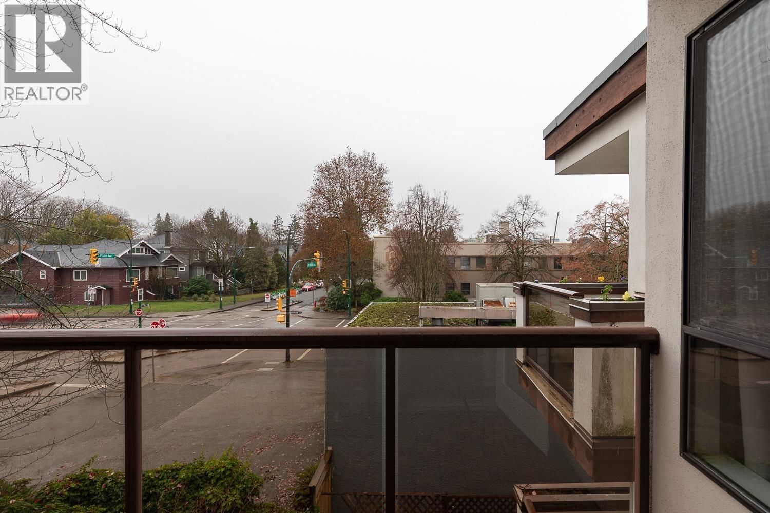 306 1775 W 10th Avenue, Vancouver, British Columbia  V6J 2A4 - Photo 27 - R3070384