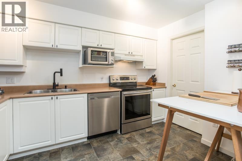 303 221 Eleventh Street, New Westminster, British Columbia  V3M 4C8 - Photo 12 - R3070386