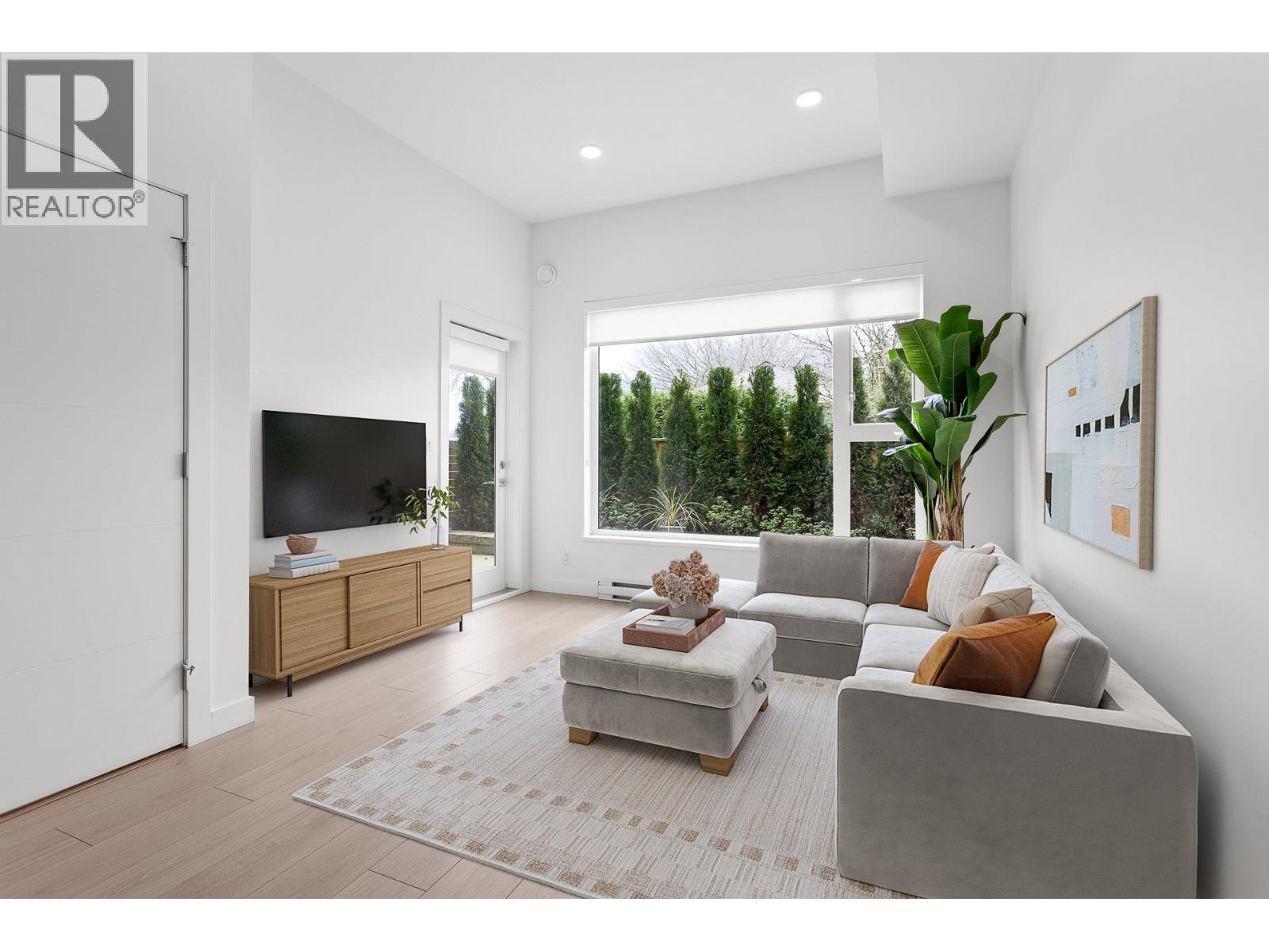 108 2345 RINDALL AVENUE, Port Coquitlam, British Columbia