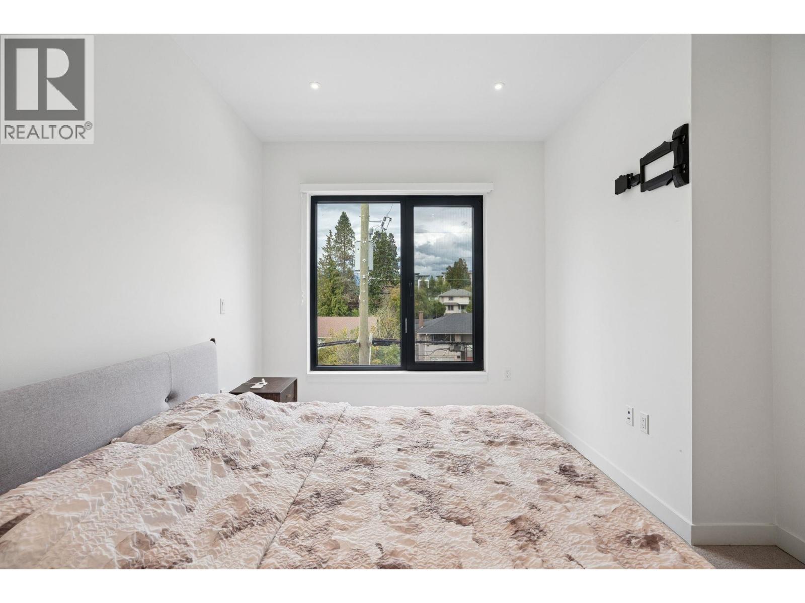 202 606 Foster Avenue, Coquitlam, British Columbia  V6J 0L5 - Photo 19 - R3070395