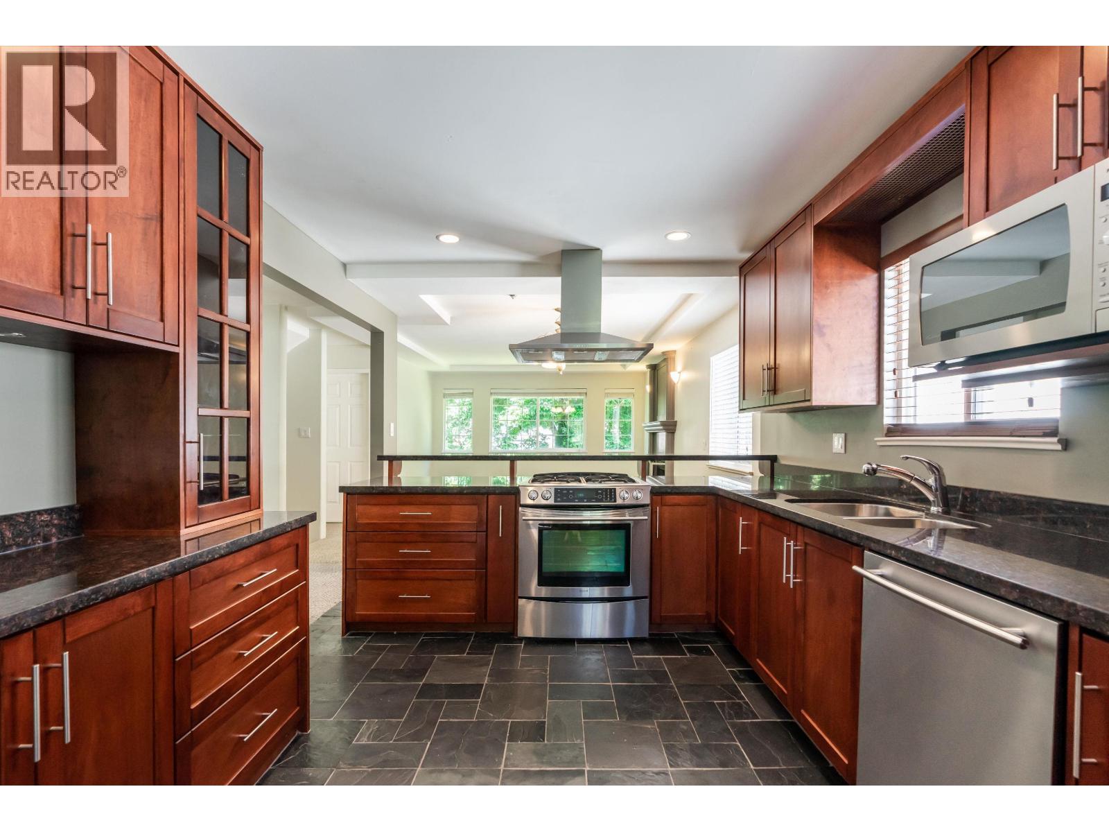 3580 William Street, Vancouver, British Columbia  V5K 2Z7 - Photo 4 - R3070387