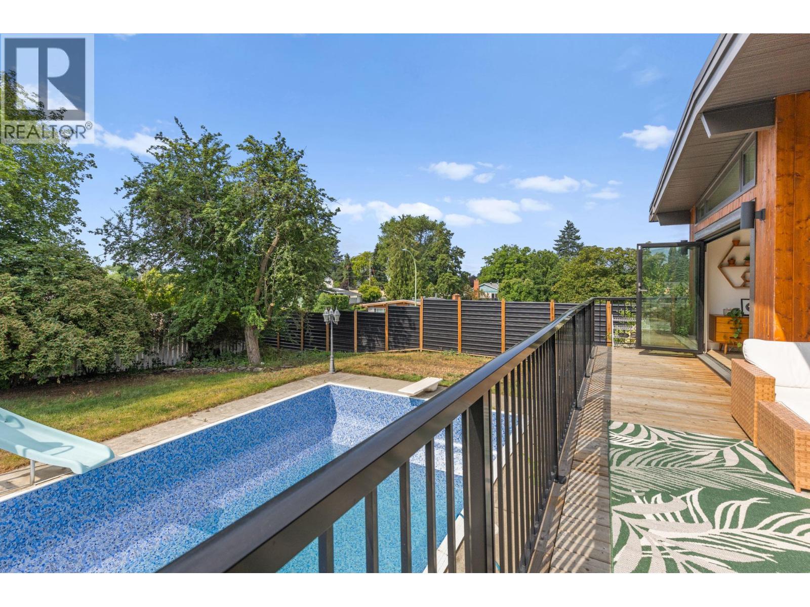 1511 Lambert Avenue, Kelowna, British Columbia  V1Y 4H4 - Photo 21 - 10369760