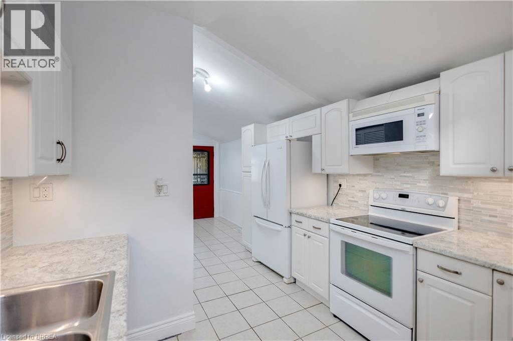 95 Queen Street, Brantford, Ontario  N3T 3C1 - Photo 10 - 40789392