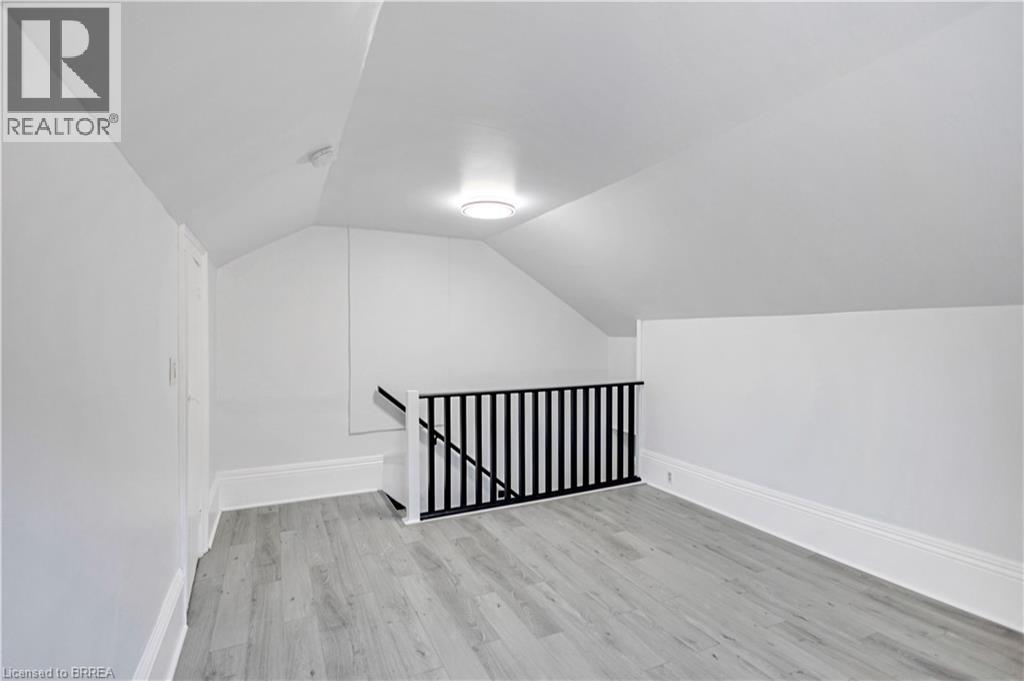 95 Queen Street, Brantford, Ontario  N3T 3C1 - Photo 21 - 40789392