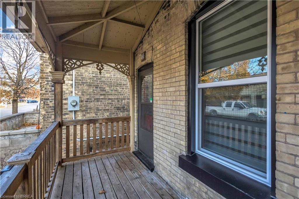 95 Queen Street, Brantford, Ontario  N3T 3C1 - Photo 4 - 40789392