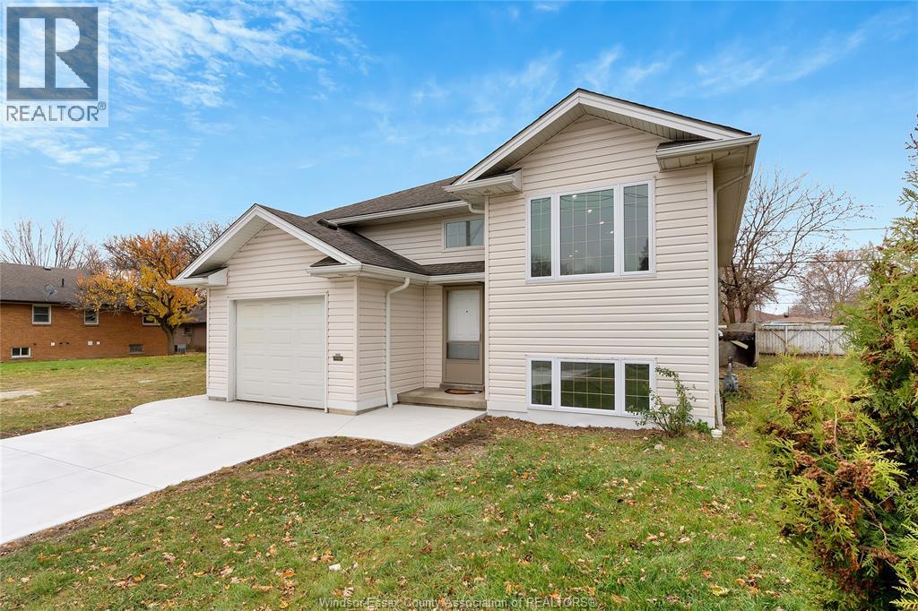 MLS# 25030672: 1443 CAMPBELL AVENUE, Windsor, Canada