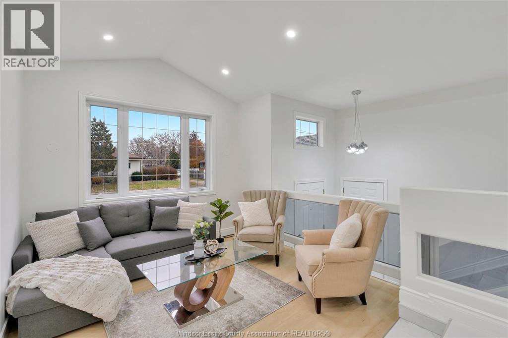 1443 Campbell Avenue, Windsor, Ontario  N9B 2K1 - Photo 5 - 25030672