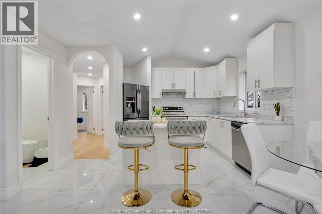 1443 Campbell Avenue, Windsor, Ontario  N9B 2K1 - Photo 7 - 25030672