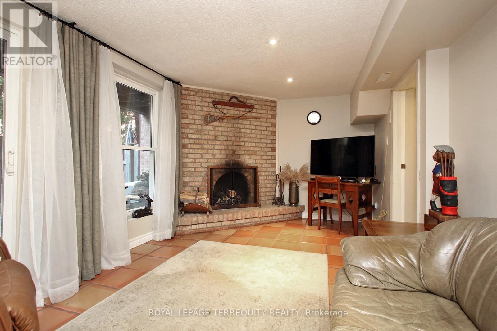 10 - 20 Cotton Downway, Toronto, Ontario  M2J 4V7 - Photo 31 - C12576294