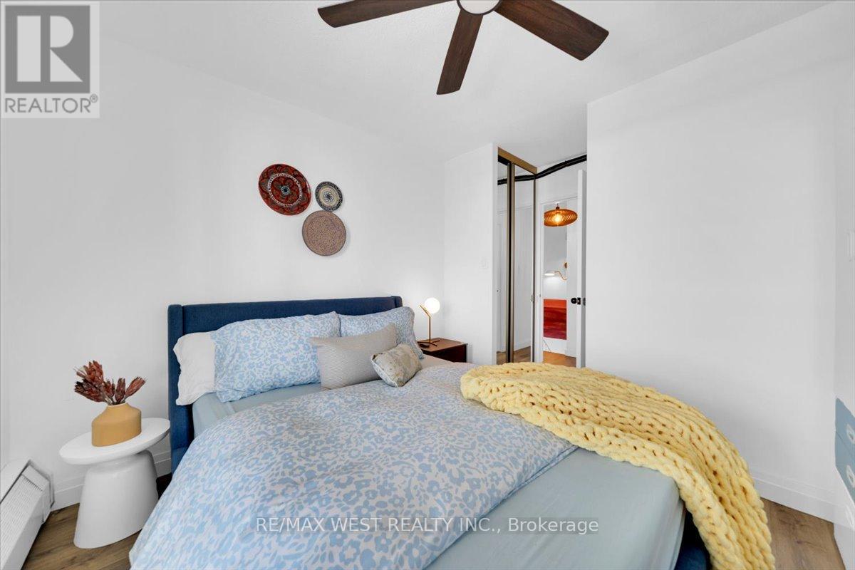 501 - 35 Ormskirk Avenue, Toronto, Ontario  M6S 1A8 - Photo 25 - W12559182