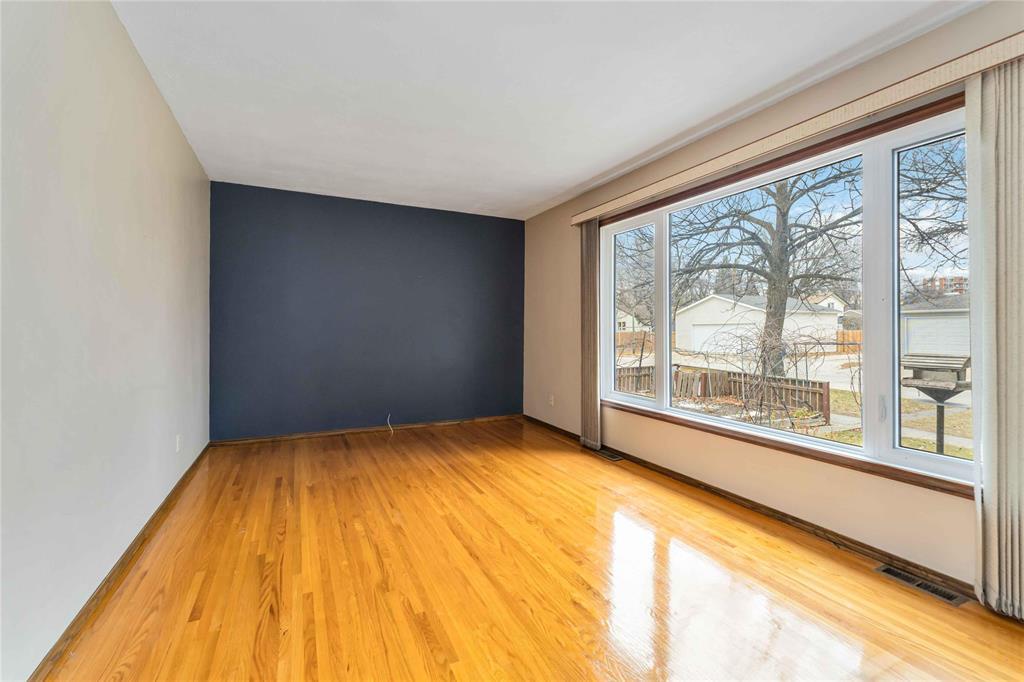 191 Havelock Avenue, Winnipeg, Manitoba  R2M 1G9 - Photo 3 - 202529064