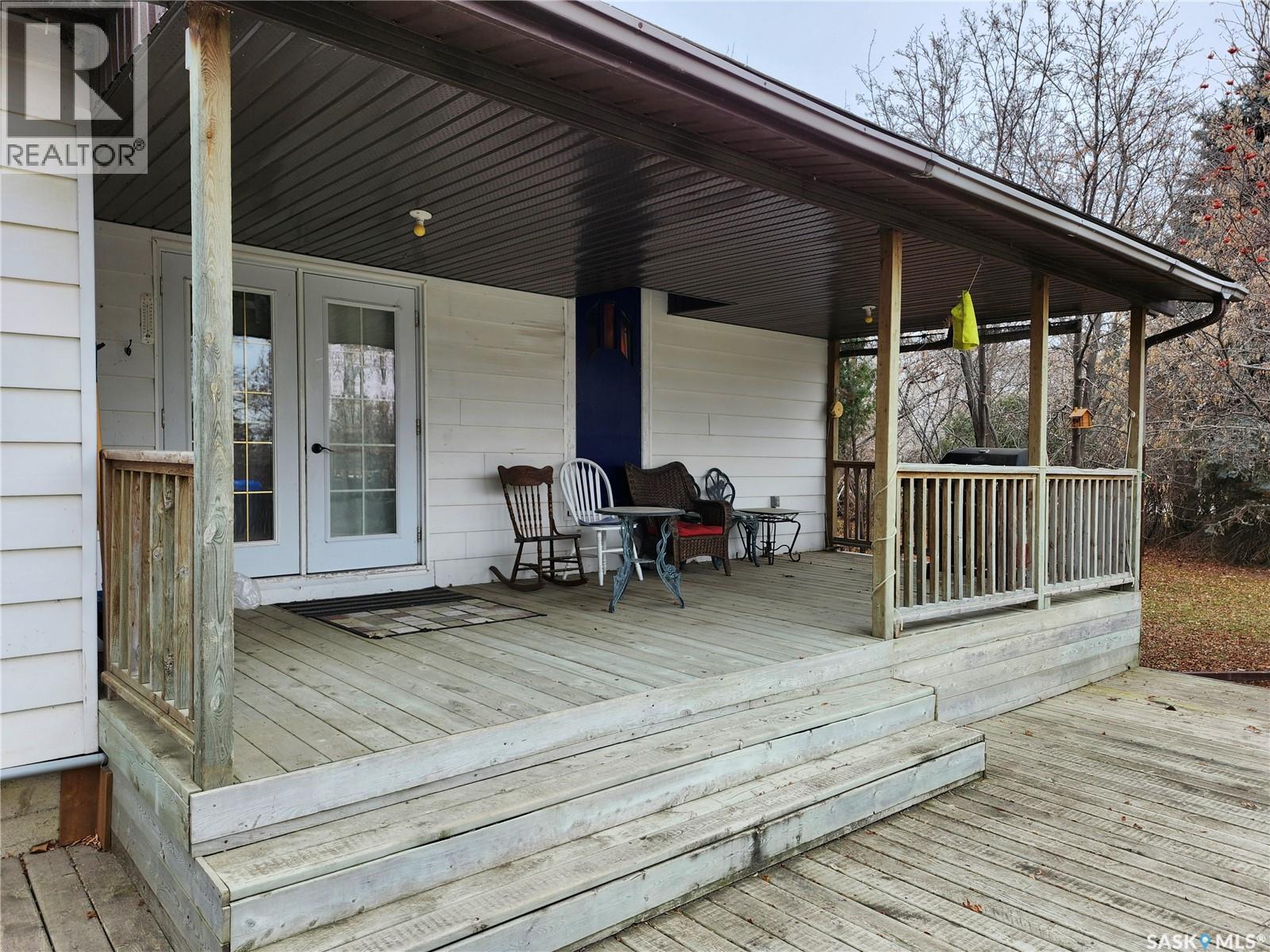 610 3rd Avenue, Esterhazy, Saskatchewan  S0A 0X0 - Photo 1 - SK024742