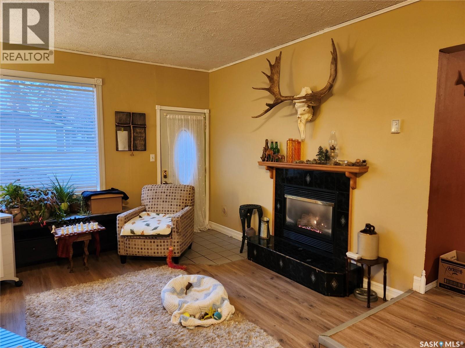 610 3rd Avenue, Esterhazy, Saskatchewan  S0A 0X0 - Photo 10 - SK024742