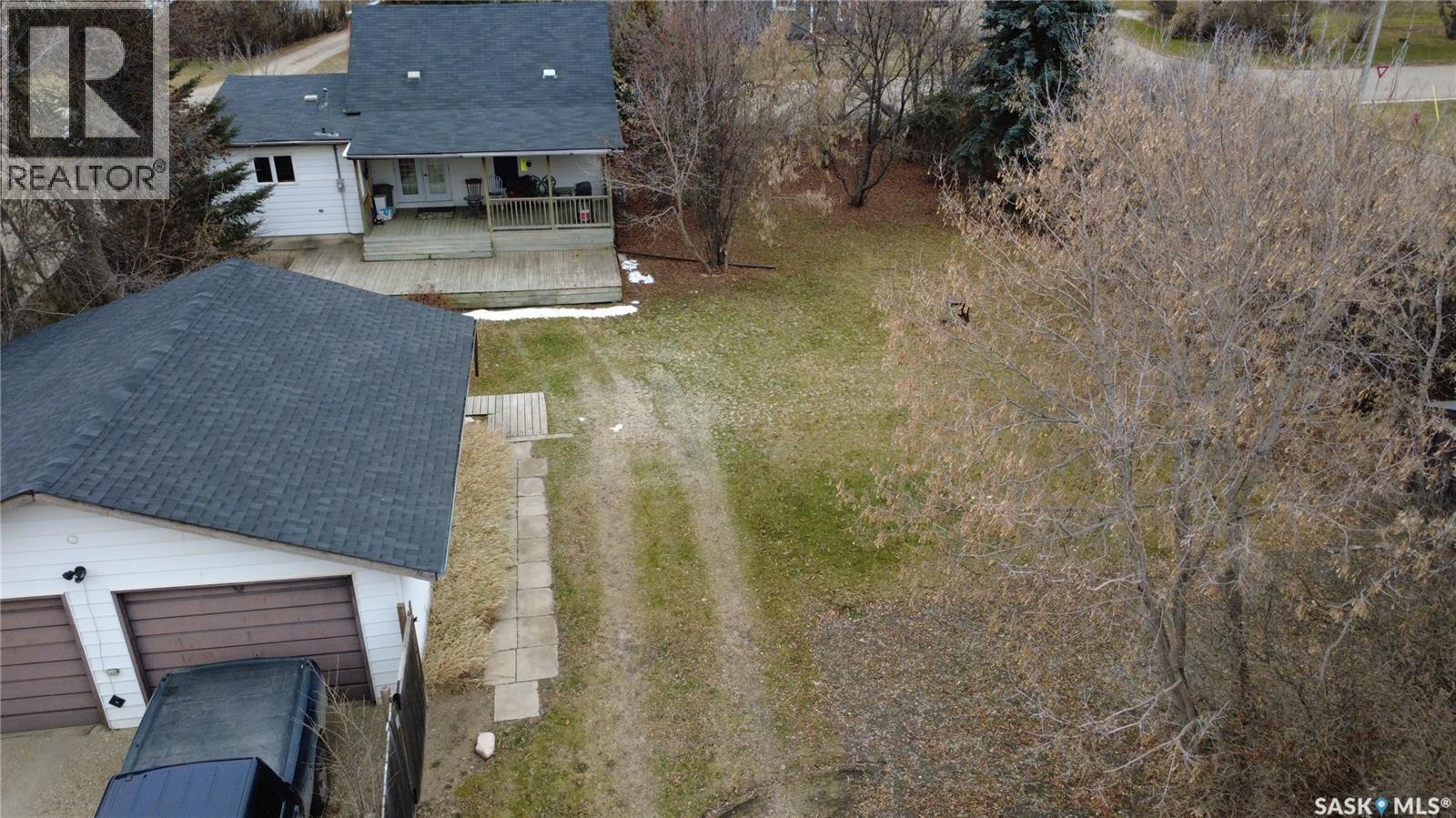 610 3rd Avenue, Esterhazy, Saskatchewan  S0A 0X0 - Photo 2 - SK024742