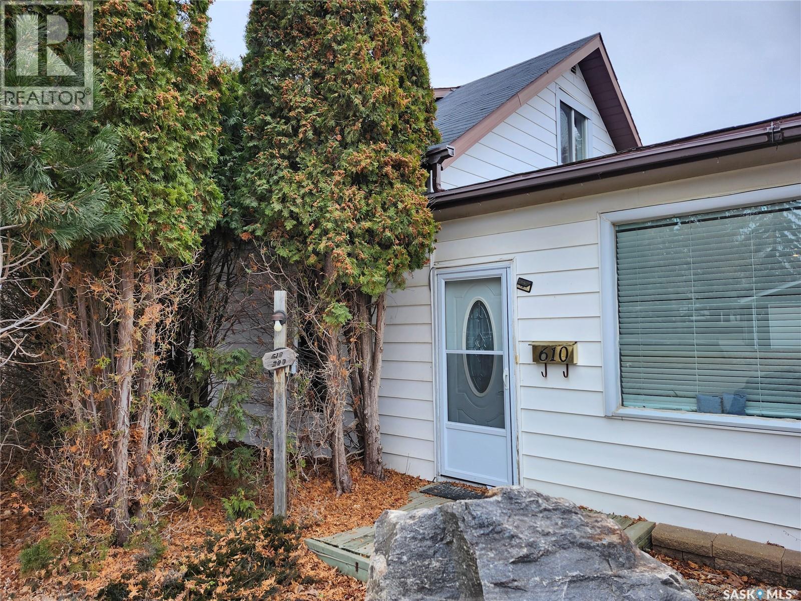 610 3rd Avenue, Esterhazy, Saskatchewan  S0A 0X0 - Photo 26 - SK024742