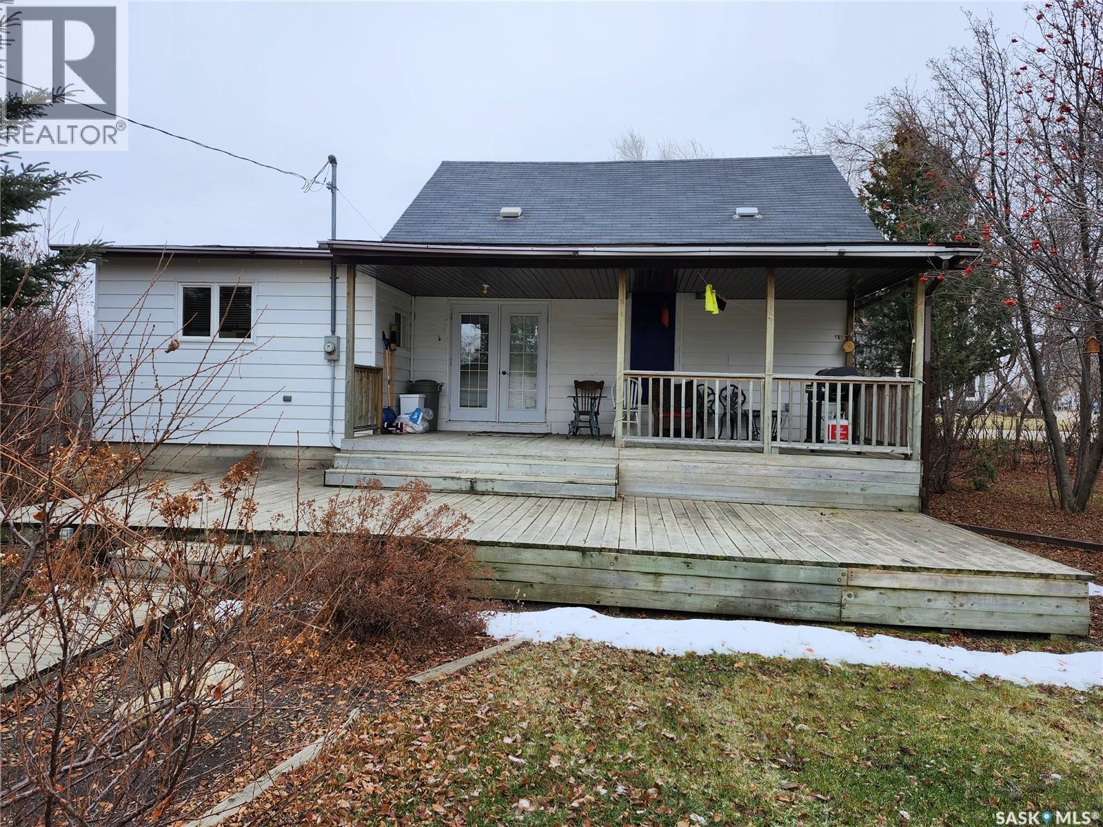 610 3rd Avenue, Esterhazy, Saskatchewan  S0A 0X0 - Photo 5 - SK024742