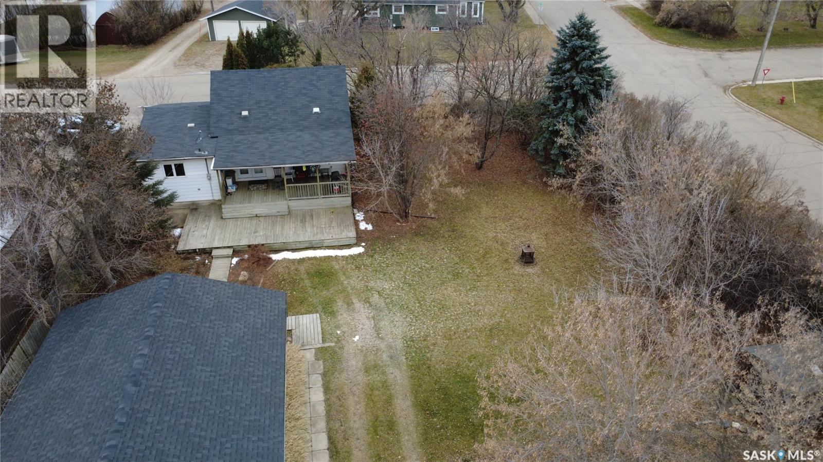 610 3rd Avenue, Esterhazy, Saskatchewan  S0A 0X0 - Photo 8 - SK024742