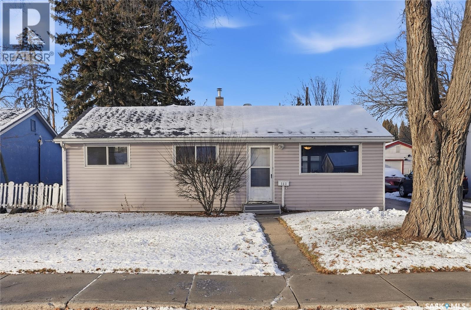 513 S AVENUE N, Saskatoon, Saskatchewan