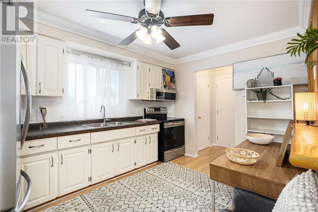 52 Halton Street, Perth, Ontario  K7H 2C6 - Photo 7 - X12579252