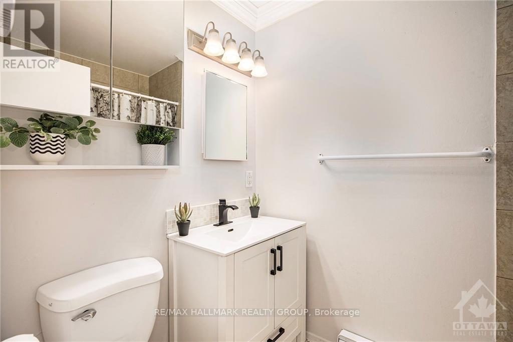 52 Halton Street, Perth, Ontario  K7H 2C6 - Photo 13 - X12579252