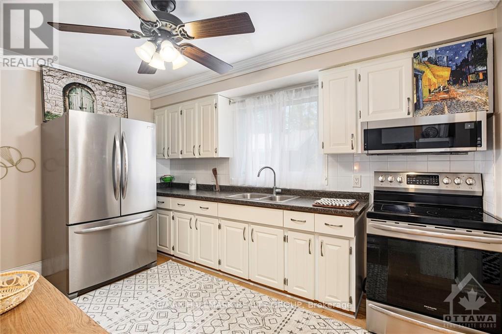 52 Halton Street, Perth, Ontario  K7H 2C6 - Photo 6 - X12579252