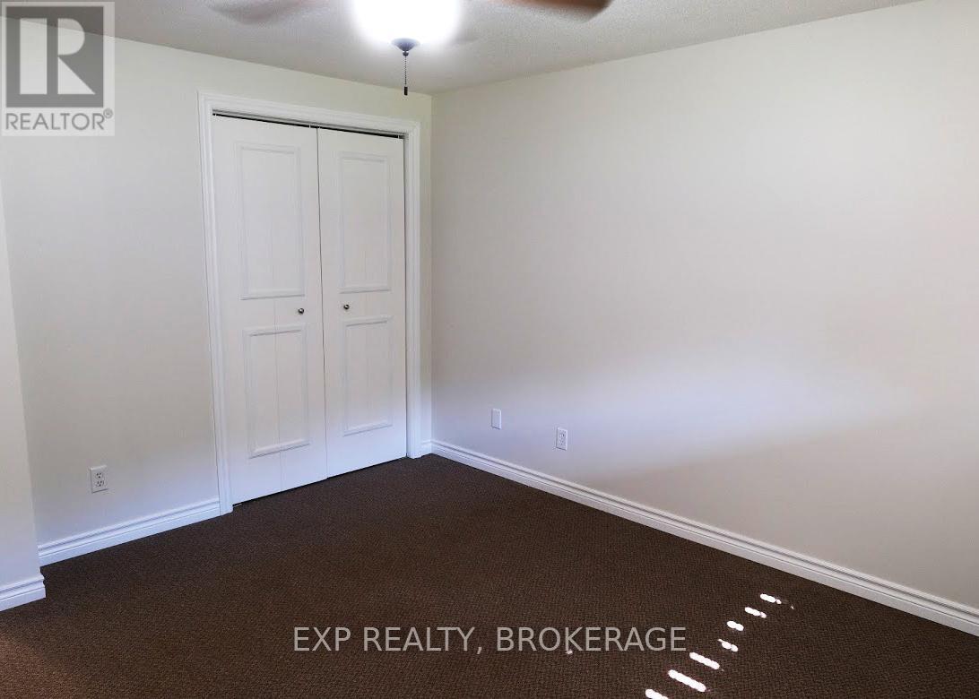 355 Forsyth Street, Gananoque, Ontario  K7G 3B4 - Photo 9 - X12580148