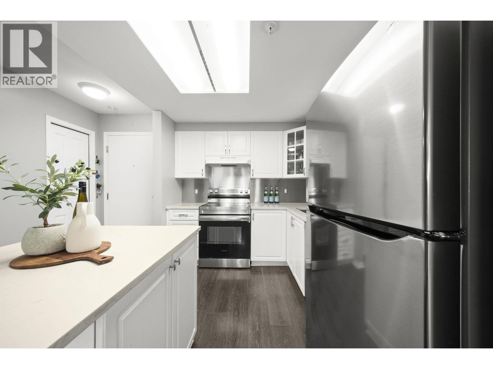 202 1650 Grant Avenue, Port Coquitlam, British Columbia  V3B 7V2 - Photo 3 - R3070121