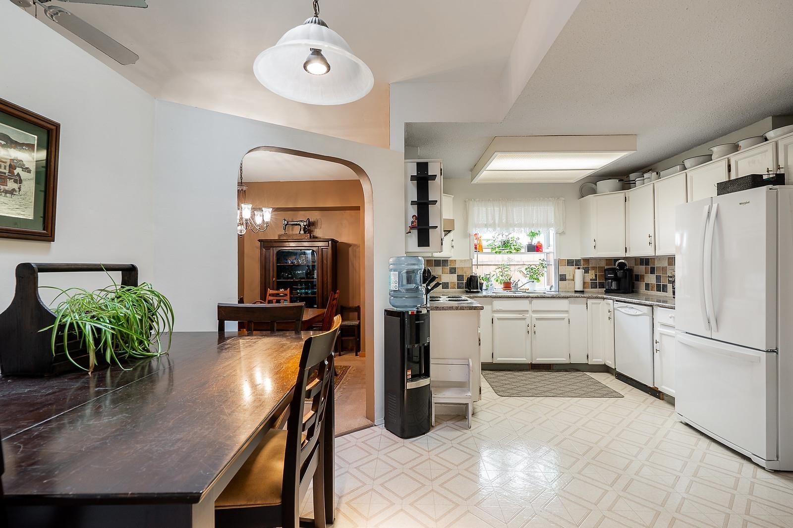 9120 145a Street, Surrey, British Columbia  V3R 7L7 - Photo 11 - R3069046