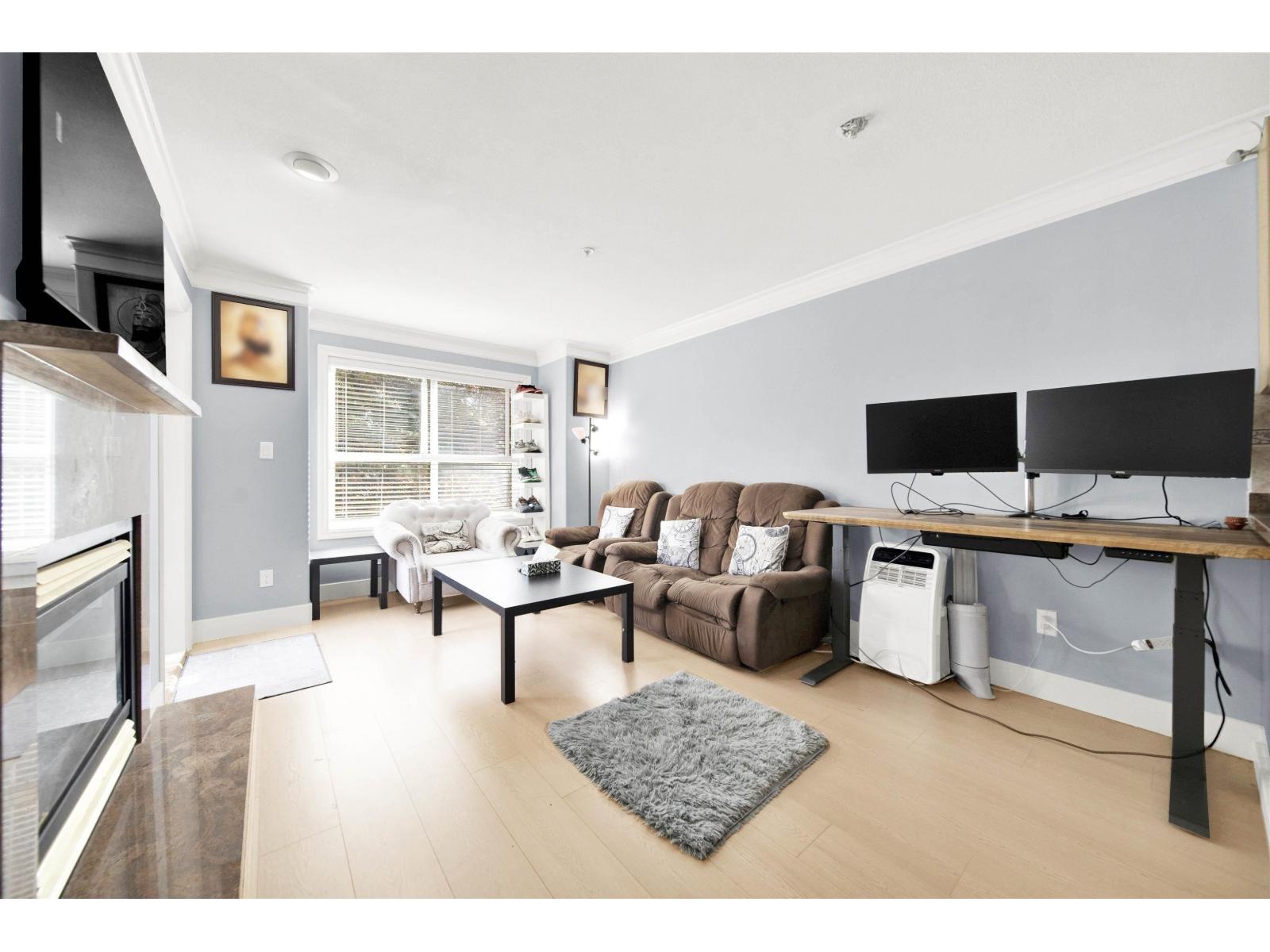 210 8115 121a Street, Surrey, British Columbia  V3W 1J2 - Photo 6 - R3070077