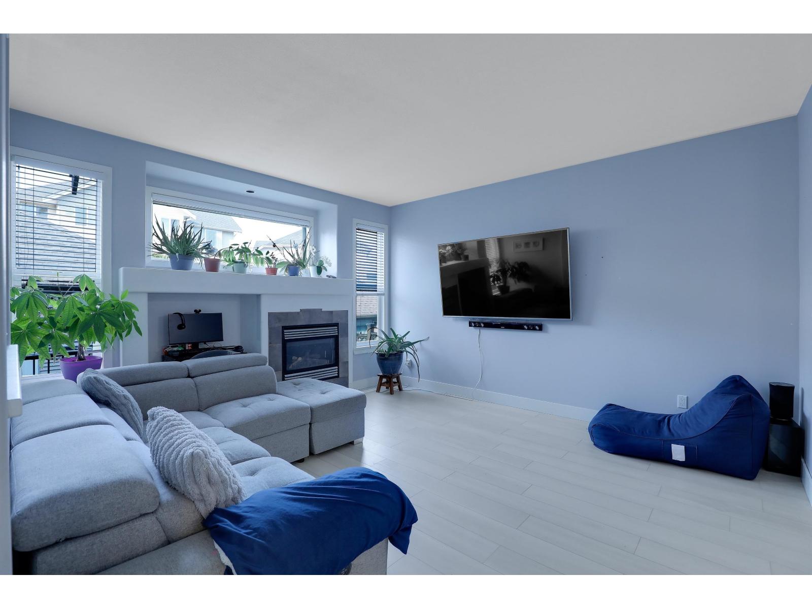 16515 60 Avenue, Surrey, British Columbia  V3S 1S7 - Photo 3 - R3070348