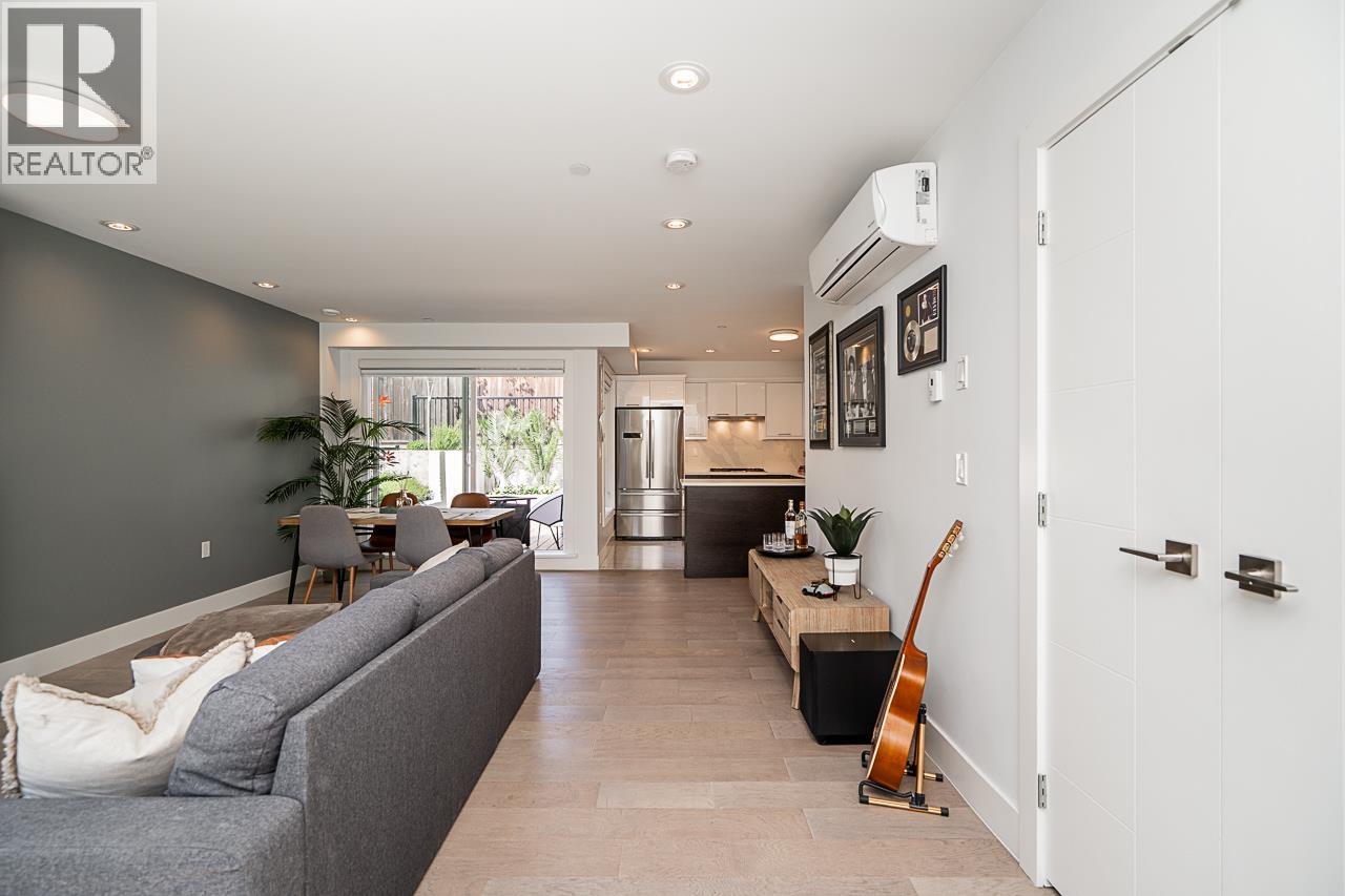 1505 W 60th Avenue, Vancouver, British Columbia  V6P 2A4 - Photo 4 - R3070103