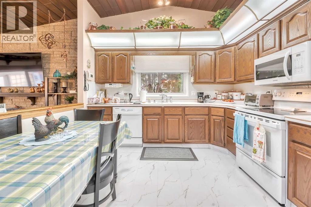 12519 Cannington Way Sw, Calgary, Alberta  T2W 1T9 - Photo 10 - A2272554