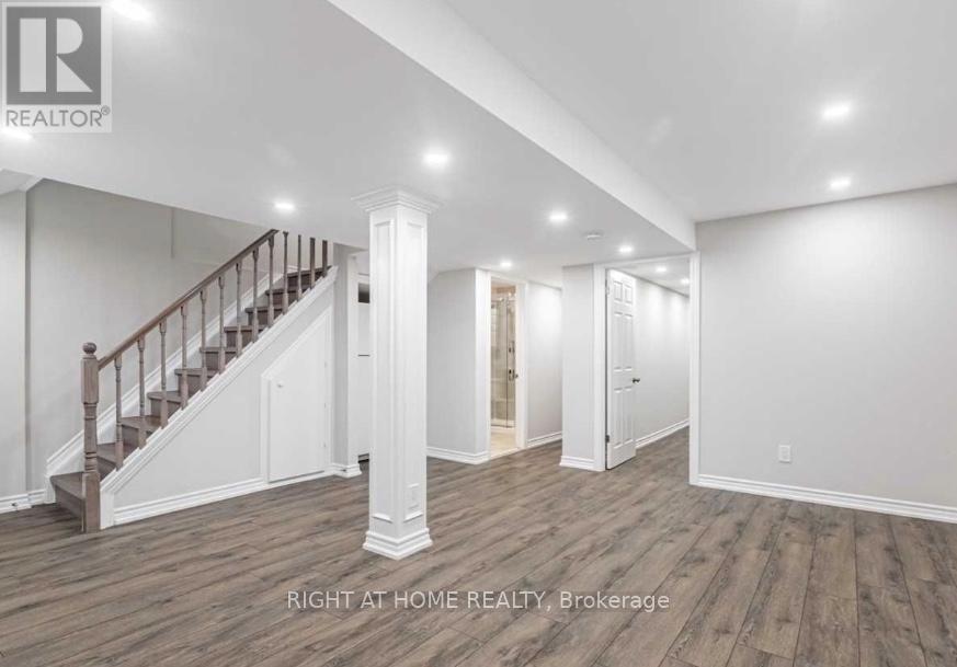 7049 Graydon Court, Mississauga, Ontario  L5N 7H4 - Photo 11 - W12580040