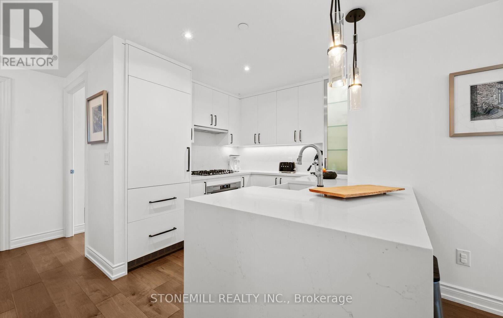 523 - 3500 Lakeshore Road W, Oakville, Ontario  L6L 0B4 - Photo 19 - W12580056