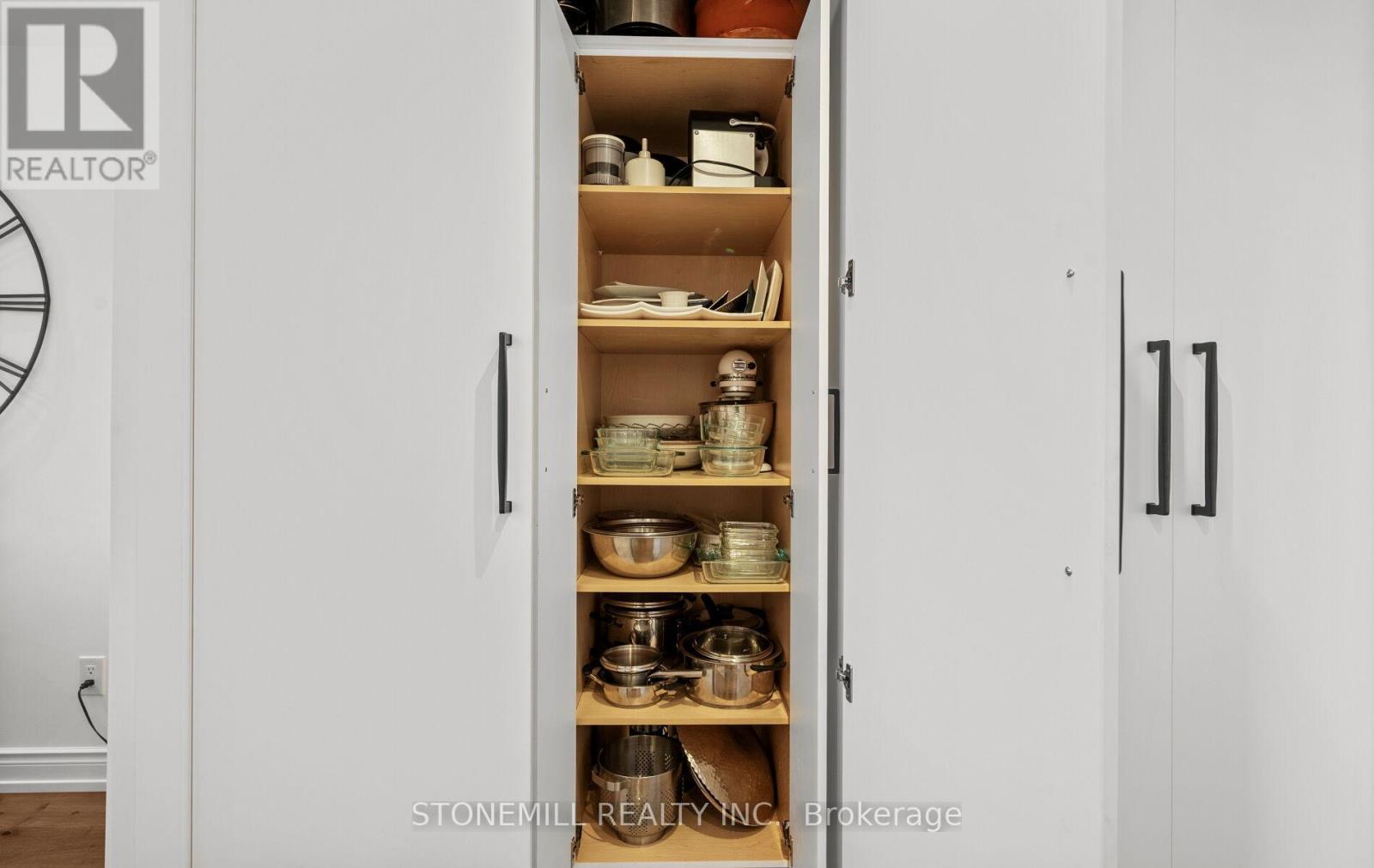 523 - 3500 Lakeshore Road W, Oakville, Ontario  L6L 0B4 - Photo 22 - W12580056