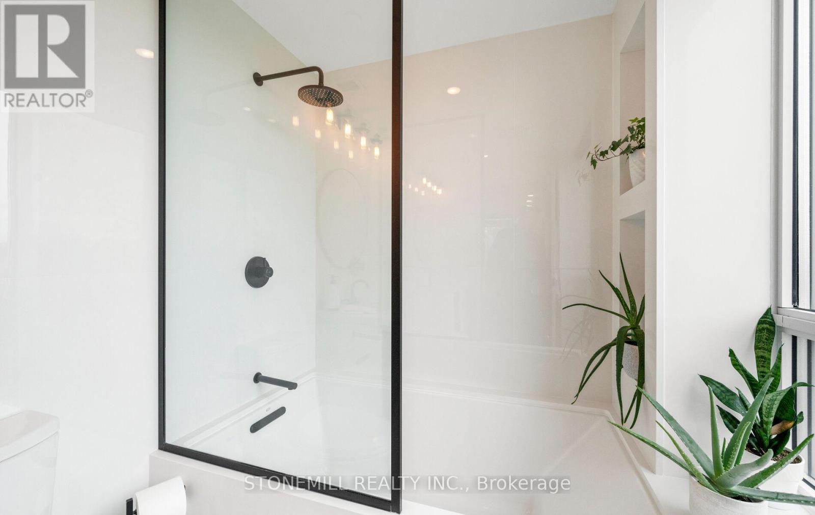 523 - 3500 Lakeshore Road W, Oakville, Ontario  L6L 0B4 - Photo 30 - W12580056